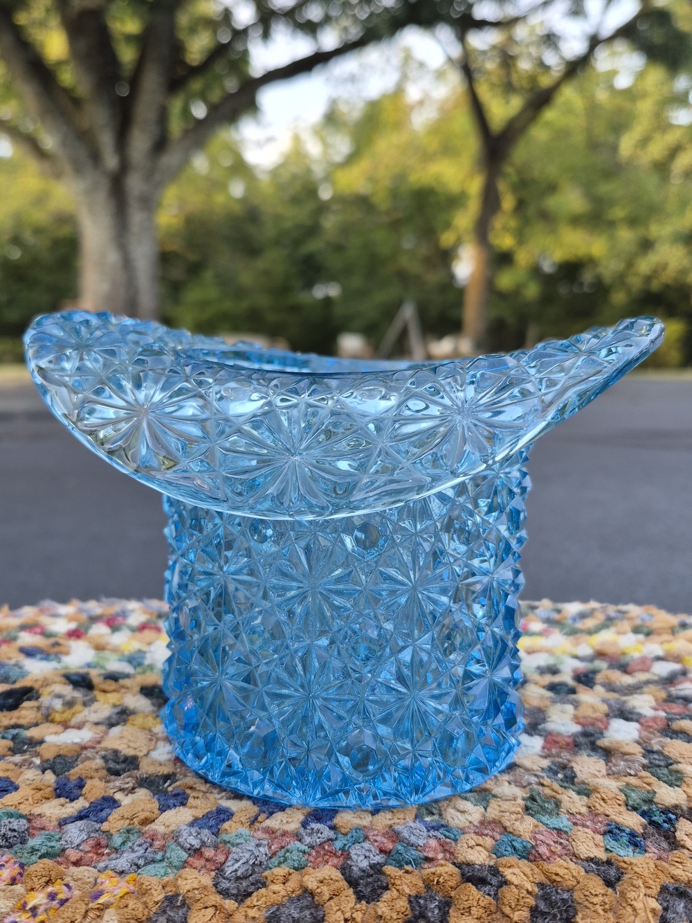 Large Fenton Daisy and Button Blue Glass Top Hat